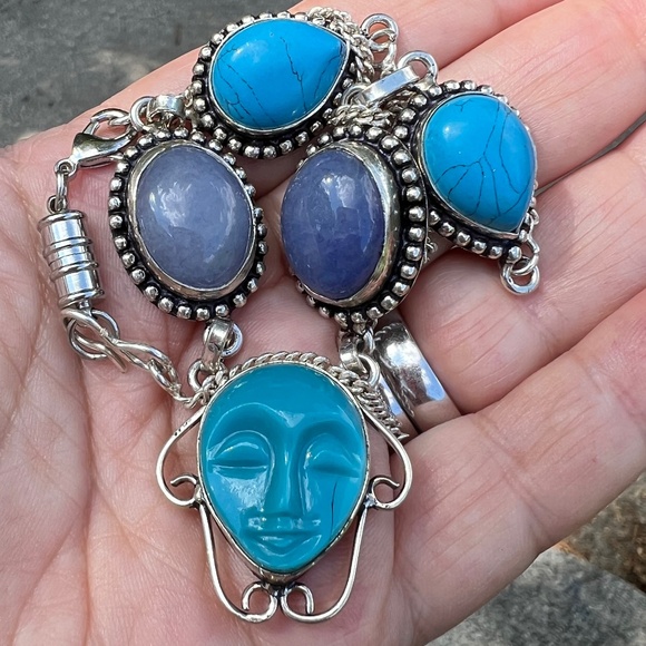 VINTAGE TURQUOISE CHALCEDONY GODDESS LARGE STERLING SILVER STATEMENT NECKLACE